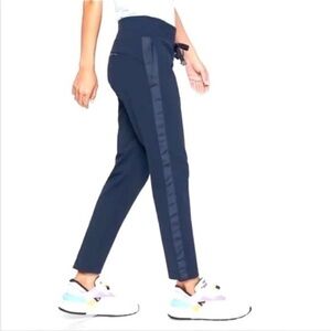 Athleta Nolita Slim Tapered Crop Pant
